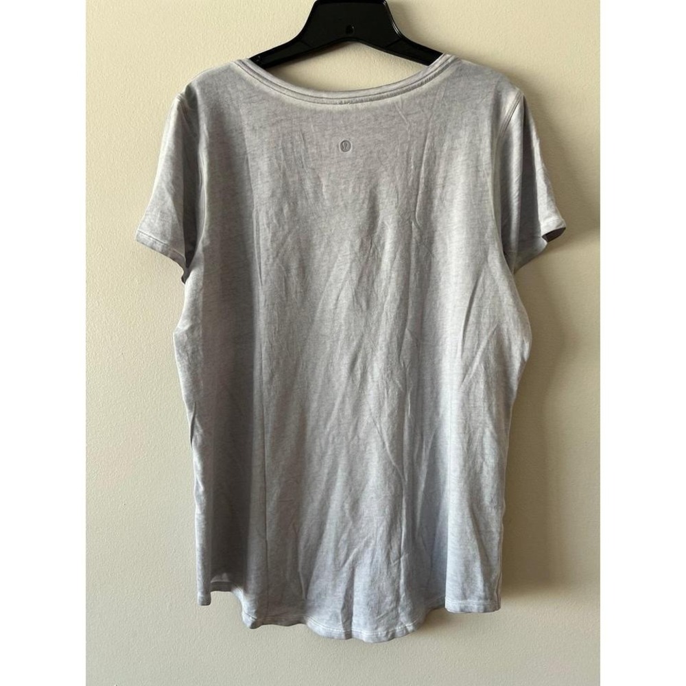 Lululemon Love Crew Fade Shirt Large Faded Purple - Picture 2 of 8